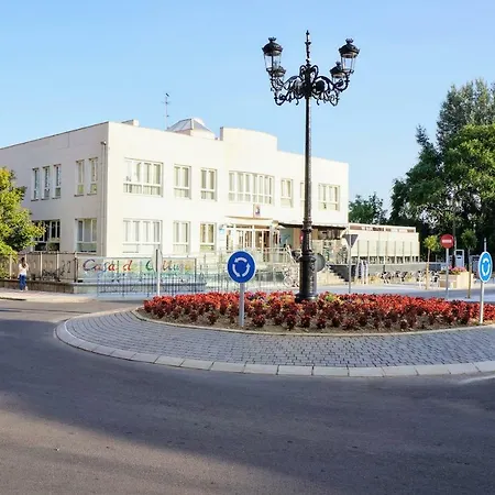 Tranquilo Y Luminoso A Solo Minutos Del Centro דירה Villaobispo de las Regueras